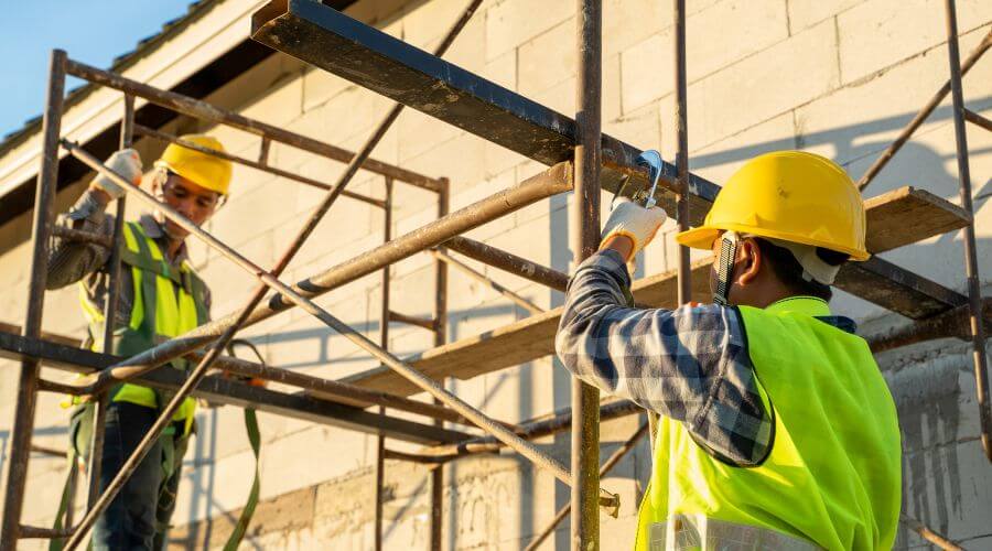 Professional residential roofers in Lizella, GA